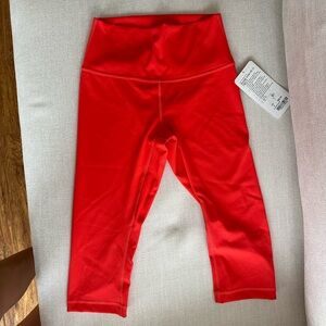 Lululemon Align HR Crop 21" Nulu Size 6 Love Red LORE 79408